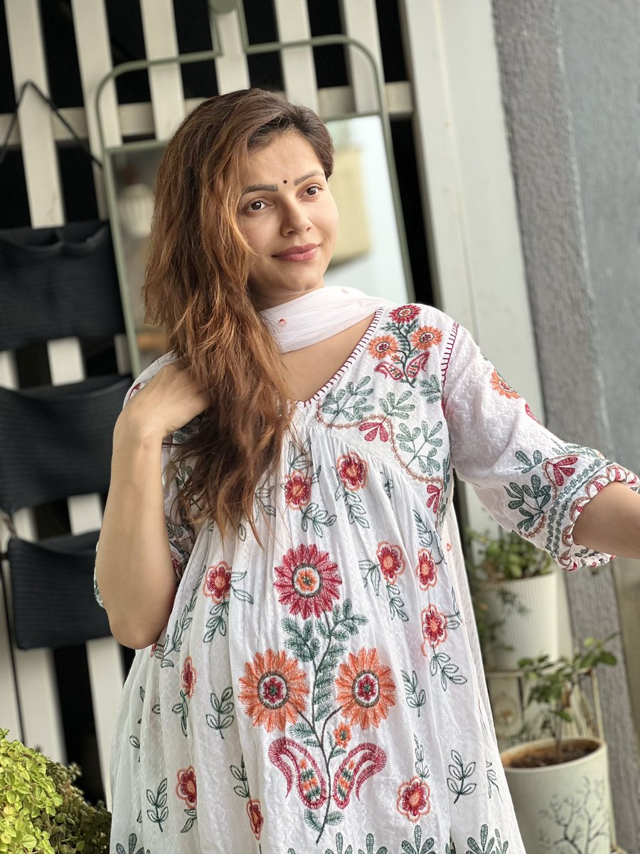 RubiDilaik's tweet photo. Home sweet home 💕during the Golden Hour https://t.co/t6EYAzHR07