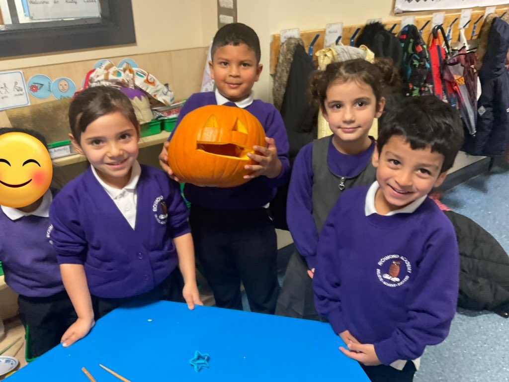 Finally we carved a spooky pumpkin it felt ‘cold and slimey’ 🎃