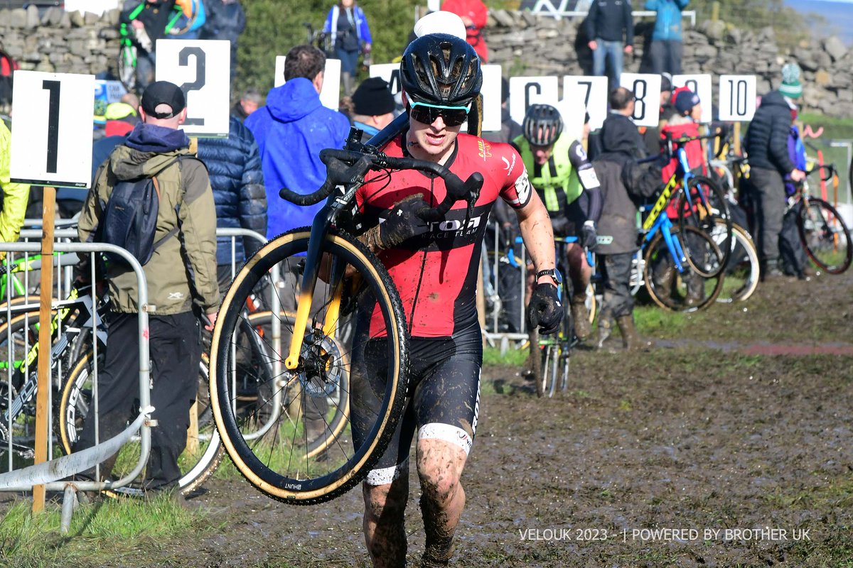 VeloUK's tweet photo. One of VeloUK's loyal sponsors is @velotech_uk who's @RotorRace Team were out in strength in Thorton-in-Craven on the weekend at the National Trophy.
WEBSITE: https://t.co/shOChImcKG #rotor #closethegap #cbear #cyclingceramic #powermeters https://t.co/kaghqcTbI6