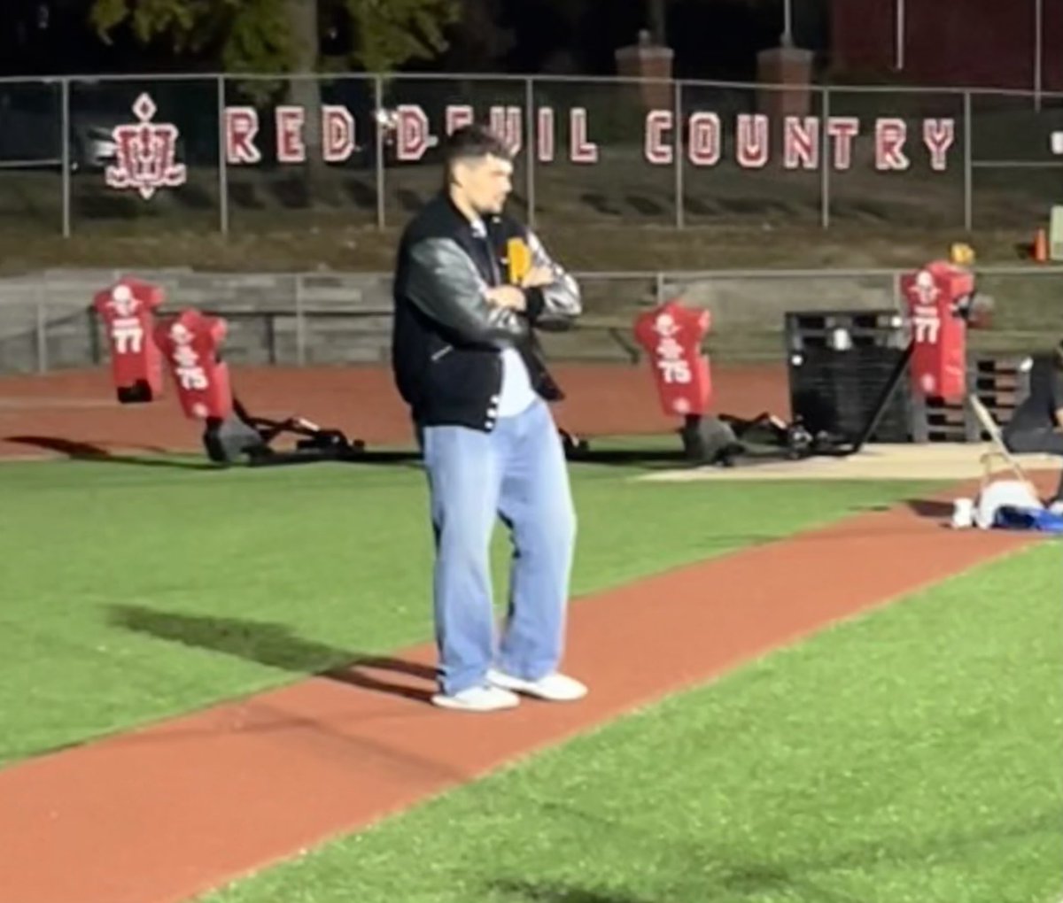 Ben Vessa tweet media