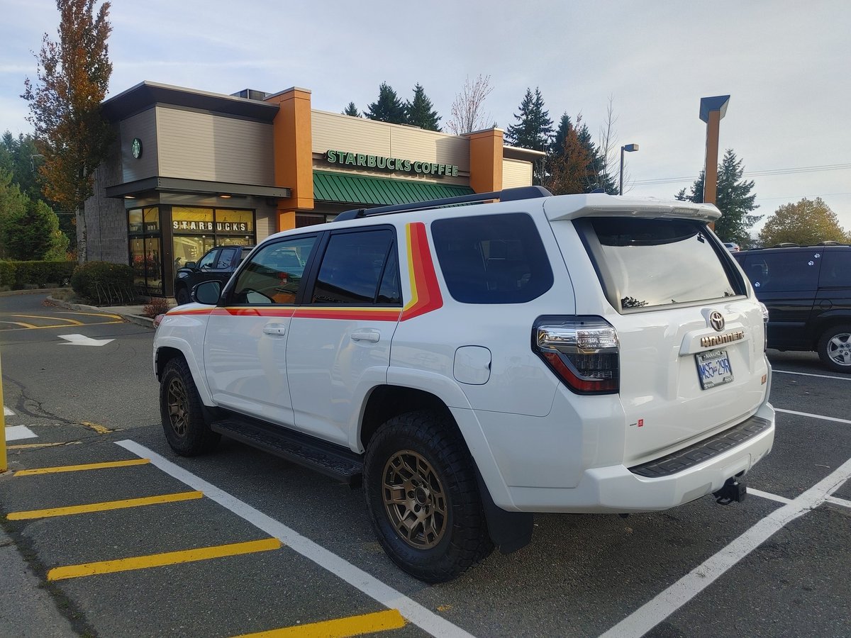 pauldebron's tweet photo. The #4runner in her natural habitat. #mallcrawler #pavementprincess https://t.co/ttLG3cULtV
