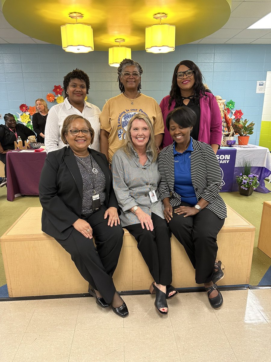 District 1 elementary principals represented their schools at the D1 Town Hall meeting. Thank you, Rolling Hills and Michelle Watkins, for hosting!  #AdventuresInLearning