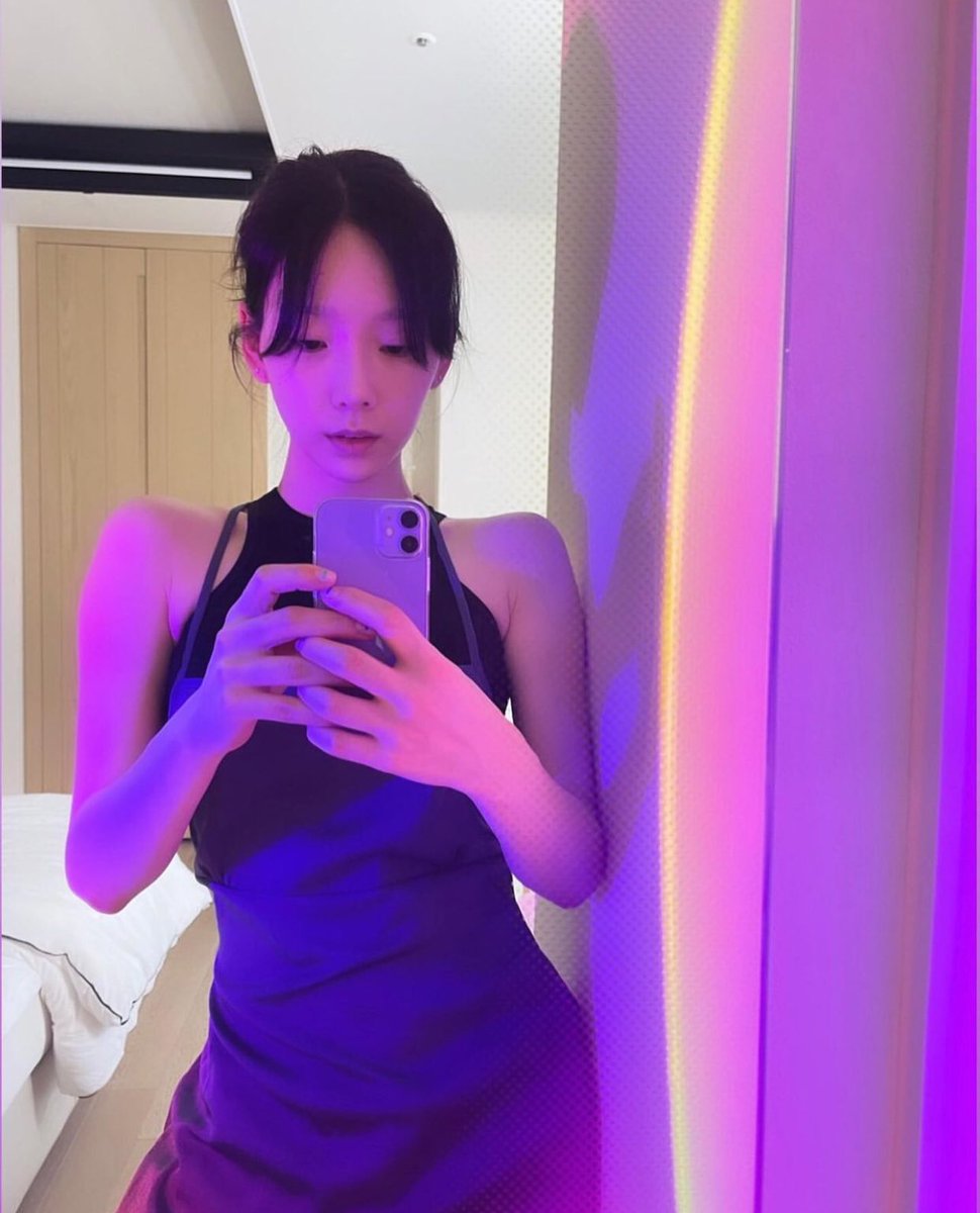 89SMDKTY's tweet photo. ㅤ
⠀
        ⠀  iris.neyanne : sns update
            ≡ 211023   ✯   00:32
            ⌕ good night belis.
ㅤ        
⠀      ⠀ https://t.co/WaQihMyIhx