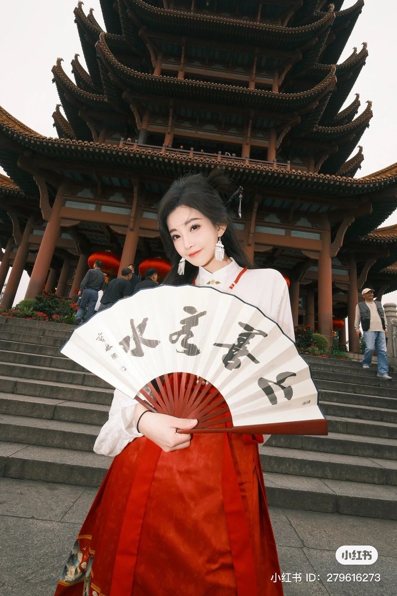 CdramaL's tweet photo. 「📸 | #FengTiMo compartilhou novas fotos no Xiaohongshu https://t.co/L1PpfAJK43