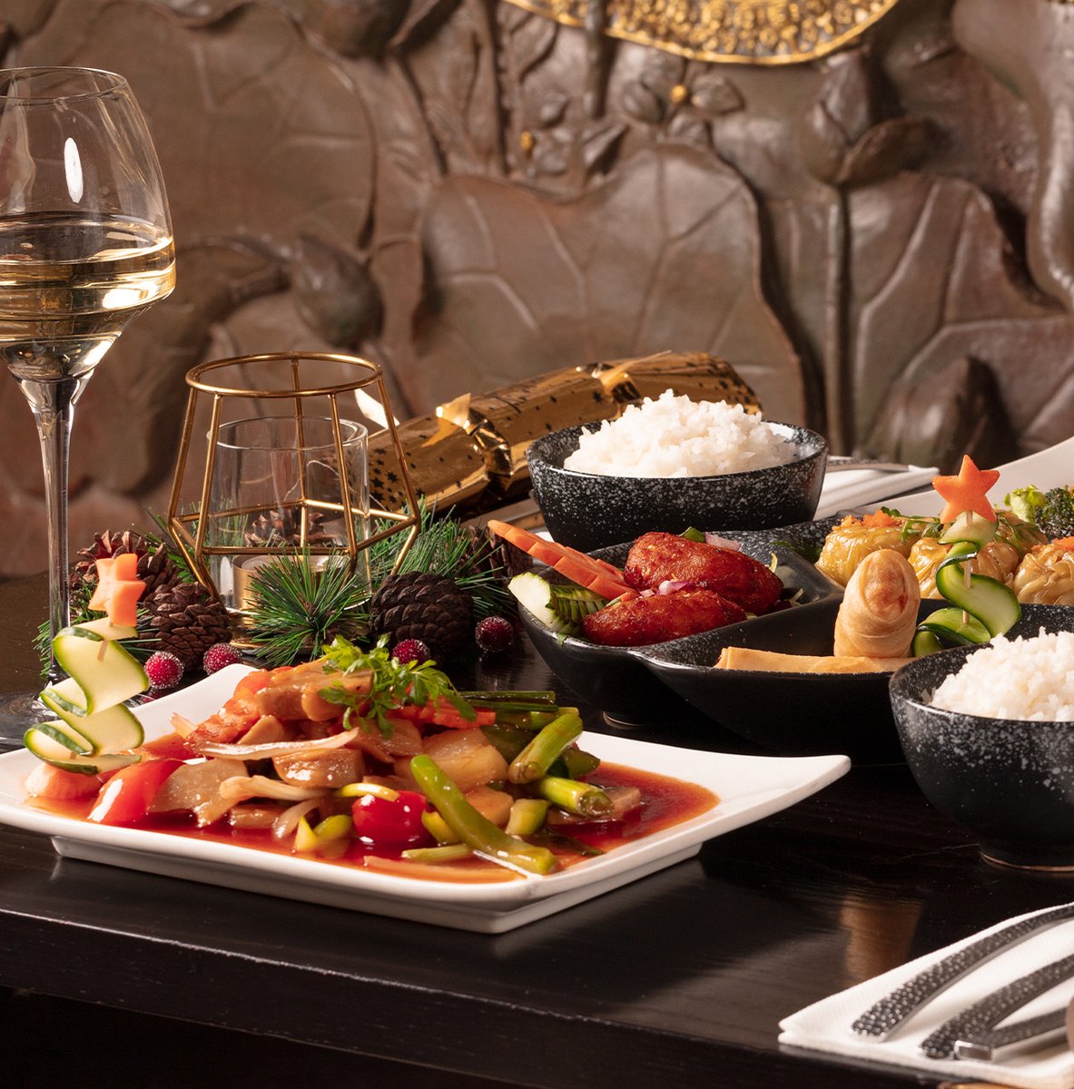 Win a meal for two with drinks included, up to the value of £100 from <a href="/sukhothai_/">Sukhothai</a>

To enter follow the link: bit.ly/3t7jSbF 

#JLife #Magazine #Leeds #Jewishlife #JewishCommunity #leedsfood #thaifood #chapelallerton