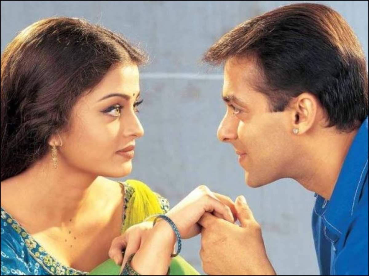 HugoRaut's tweet photo. Maine pyar kiya >>>>>>> #DDLJ 
THE BIGGEST LOVE STORY HITS IN INDIAN CINEMA HAS TO BE #SalmanKhan𓃵 movies .
1-#mainepyarkiya 
2-#terenaam 
3-#humaapkehaikaun 
4-#humsildechukesanam 
5-#love
6-#bagghi 

#shahrukhkhan is overrated seroook hakla looks like druggy , terrorist . https://t.co/ZLDreQO7gH