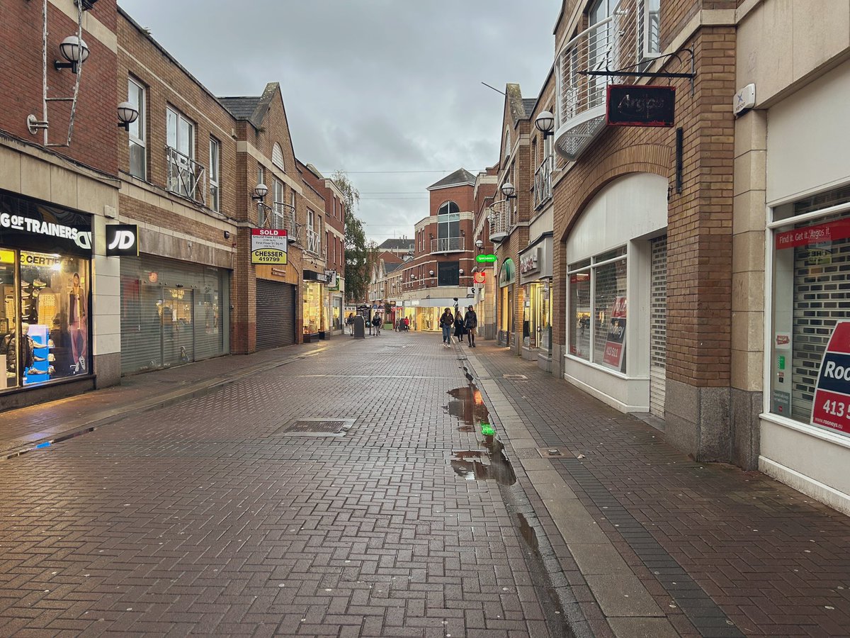 Flannerys Bar Limerick tweet media