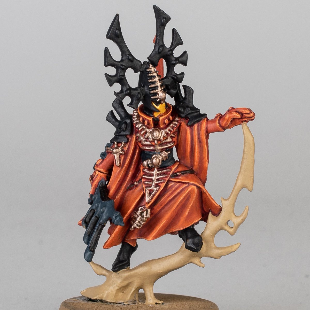 A work in progress of the Bonesinger for my Lugganath army 