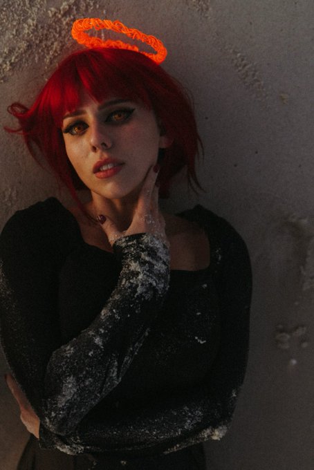 Get back ya spooky betch! #makima https://t.co/NVgxw4JQYL<a href="/tag/makima"class="tags">#makima</a>