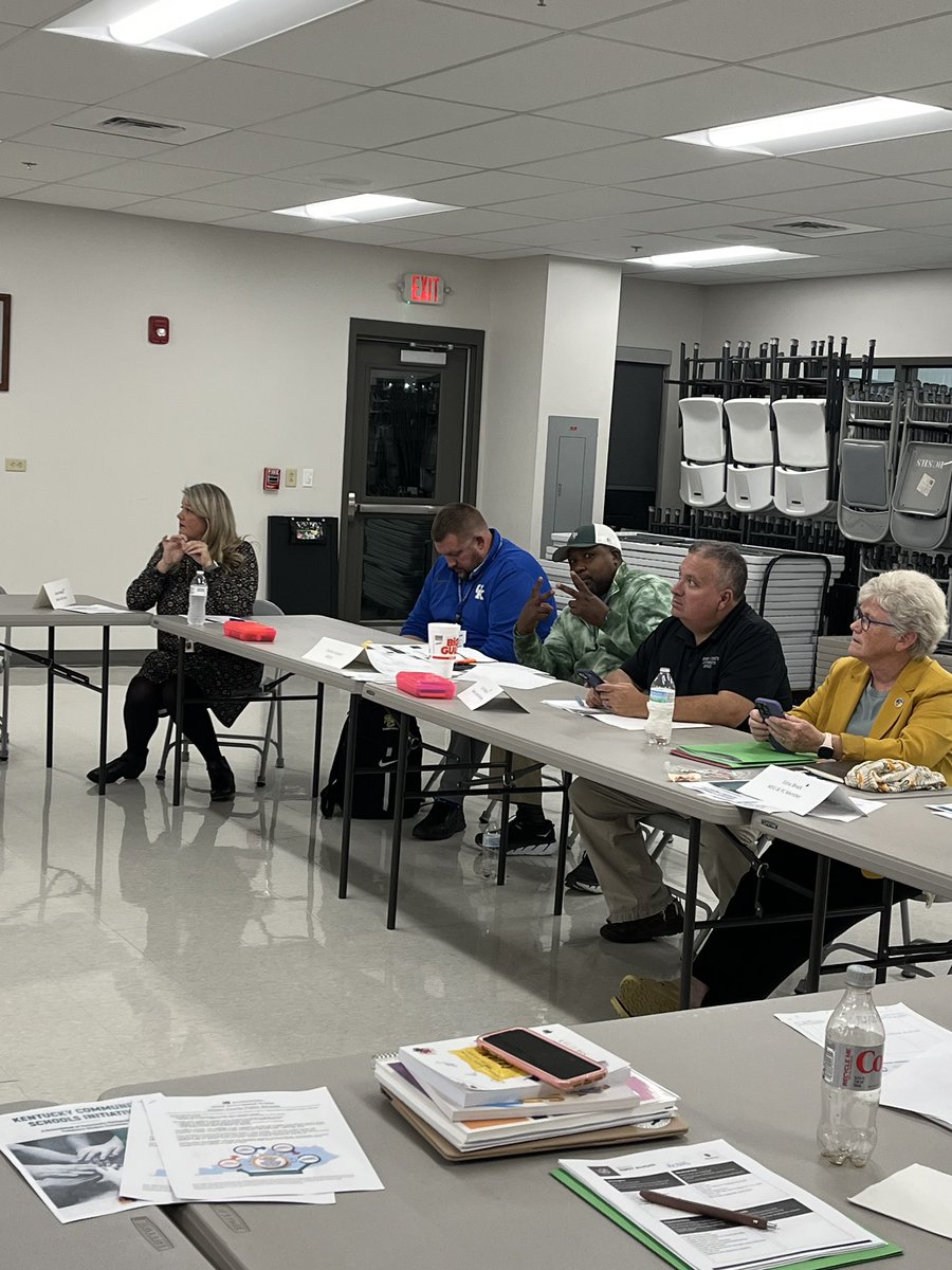 PrichardCom's tweet photo. Yesterday, community members and school representatives gathered to discuss the Kentucky Community Schools Initiative at @RowanSchools ⭐️

#CommunitySchools #PrichardCommittee #KentuckyEducation https://t.co/ERYphL2Nm7