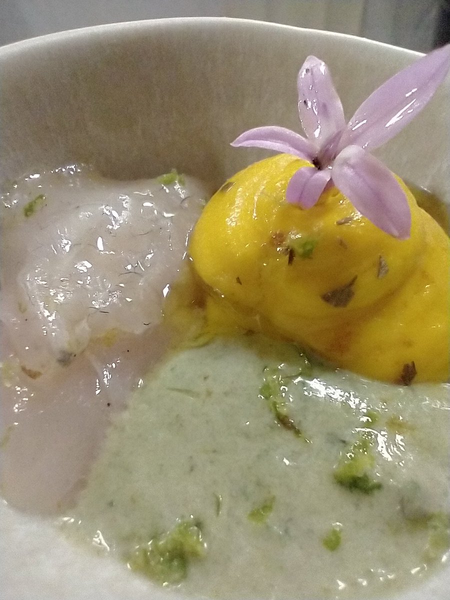LuxeElite_'s tweet photo. Trois beaux exemples de #cuisine #créole par les élèves de l'école #Ferrandi.
@FERRANDIParis #Guadeloupe #gastronomie https://t.co/MUycfKjWMT