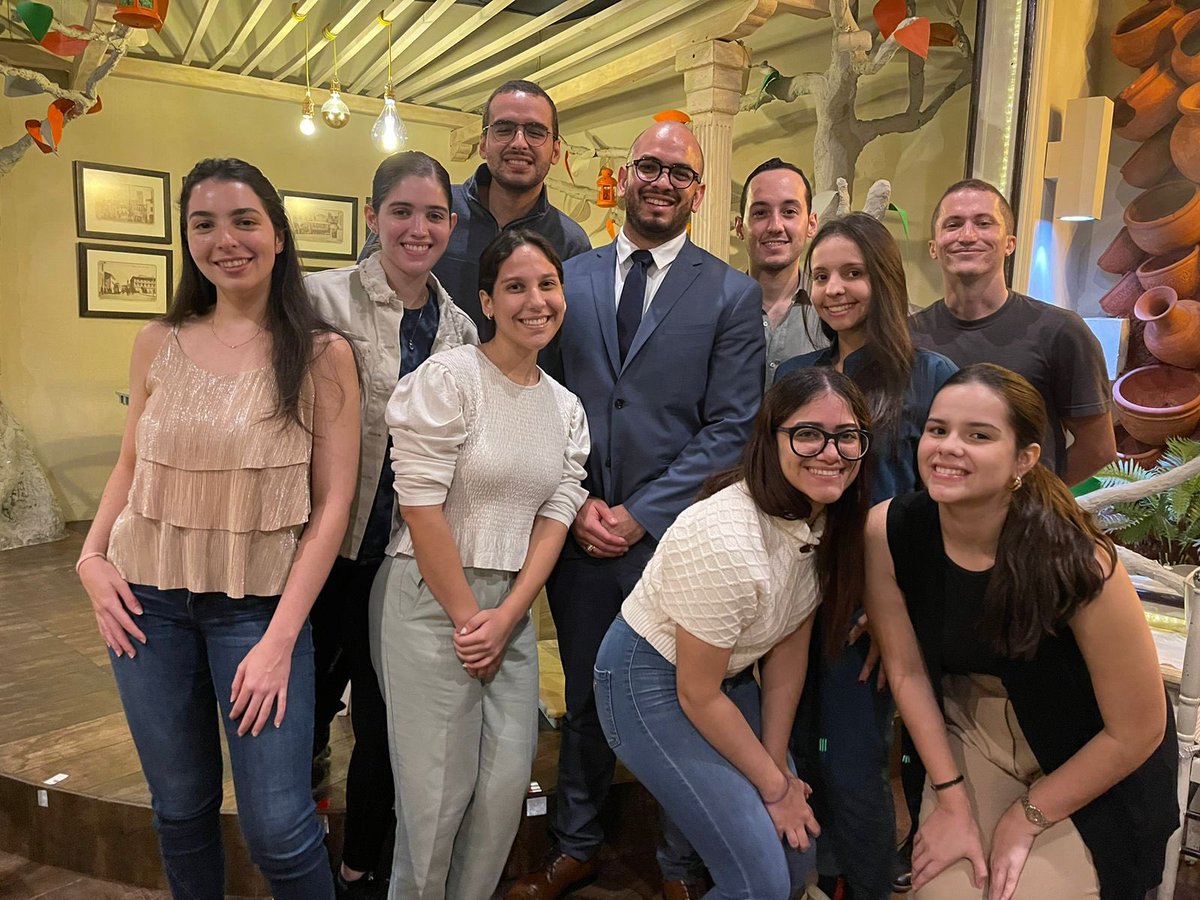 Isabel L. Pichardo (@medliving__) on Twitter photo THE BEST TEAM❤️🔥 Thank you for the opportunity <a href="/Adelso22/">Adelso T. Jackson</a> .
#Research #MedX #MedTwitter THE BEST TEAM❤️🔥 Thank you for the opportunity <a href="/Adelso22/">Adelso T. Jackson</a> .
#Research #MedX #MedTwitter
