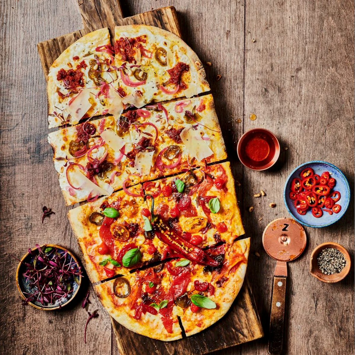 Check out our top picks to keep you busy this #halfterm...

🇬🇧 Explore the iconic landmark <a href="/StPaulsLondon/">St Paul's Cathedral</a>
🏎 Speed into autumn at <a href="/F1Arcade/">F1® Arcade</a>
🎵 Discover our new @FMMPopUp 🙌
🍕 Taste the new menu at <a href="/WeAreZizzi/">Zizzi</a>

📸 IG: (1) klucaptures (2) nicolecrossleyxo
