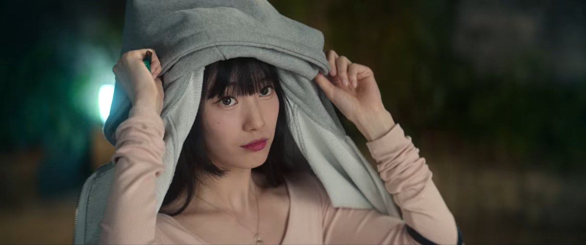 kdramamiss's tweet image. can't stop staring at her #doona #suzy