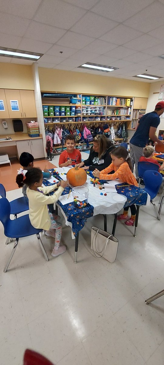 Jennifer Malcolm (@winterpockap) on Twitter photo Do you know how much a pumpkin weighs? Do they float or sink in water? How many seeds are inside? Our first graders know! What fun they had at the Pumpkin Investigation this morning. Thanks to all the wonderful parent volunteers who helped make it happen. π <a href="/WinterpockES/">Winterpock Elementary School</a> Do you know how much a pumpkin weighs? Do they float or sink in water? How many seeds are inside? Our first graders know! What fun they had at the Pumpkin Investigation this morning. Thanks to all the wonderful parent volunteers who helped make it happen. π <a href="/WinterpockES/">Winterpock Elementary School</a>