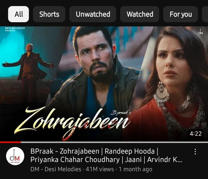 TheKhabriTak's tweet photo. Breaking!!

#PriyankaChaharChoudhary's #Zohrajabeen crossed 41M views in record 1 Month &amp; her song is one of most played song of #BParak at @Spotify &amp; @JioSaavn ✨🔥

Like &amp; Retweet || If you are happy for @PriyankaChaharO 

Follow - @TheKhabriTak for more updates on #BB17 https://t.co/3MsDkd2pa6