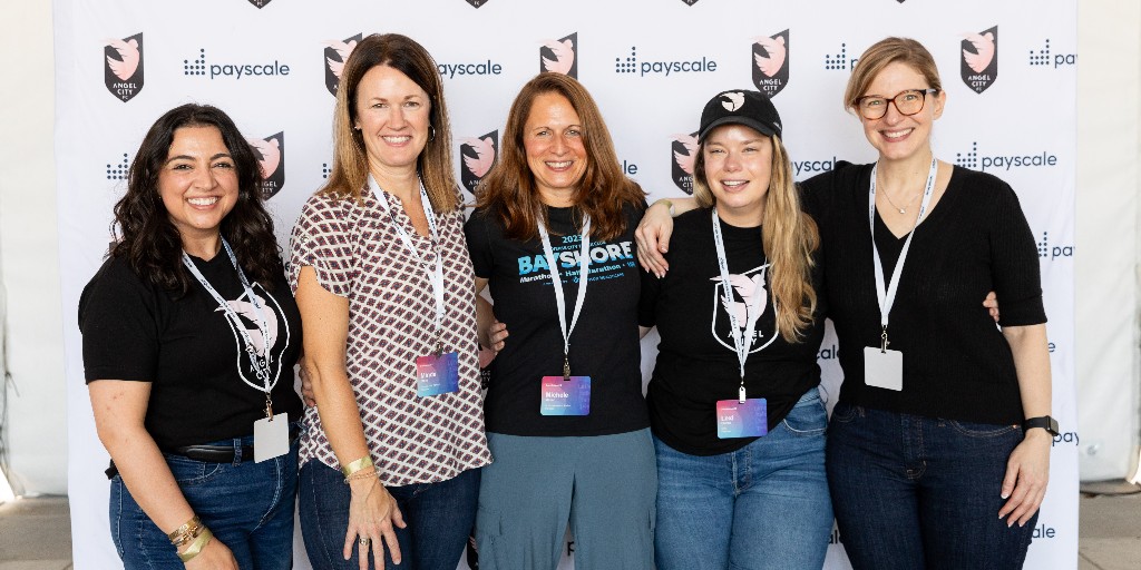 payscale's tweet photo. The #Compference23 Summit was a resounding success! 🎉
The event kicked off with our captivating #LetsTalkFairPay panel feat. @justwsports' @HaleyRosen, @IFundWomen's Elizabeth Eichhorn, Human First Leadership Advocate @PWolfe67, and @Payscale's @ruthmegan32. 🎤 https://t.co/QESVGNRvsg