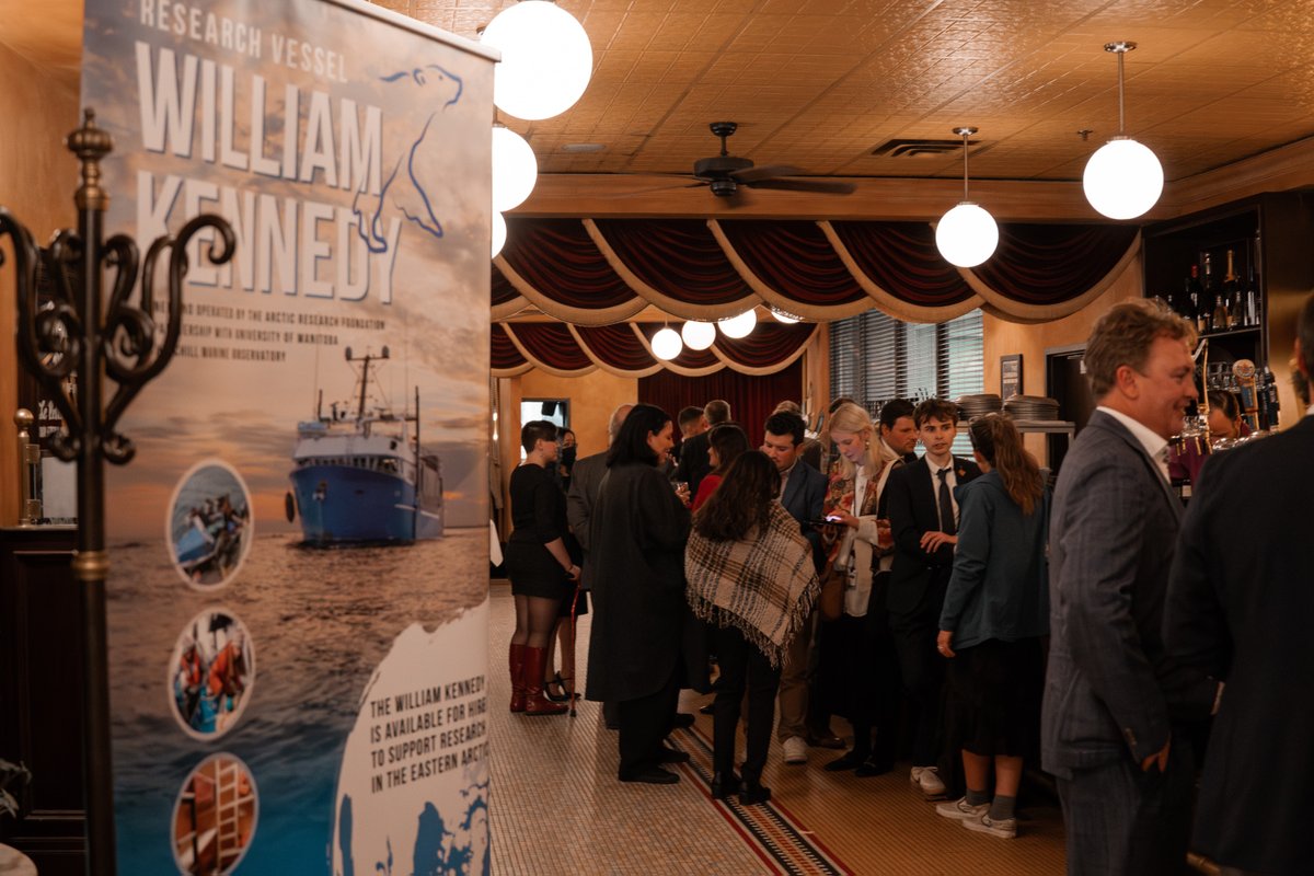 Beyond cutting-edge infrastructure, the coordination of connections is at the heart of what we do. Bringing together resources of governments, Arctic communities and research organizations moves momentous scientific, cultural, and economic projects across the Canadian Arctic.