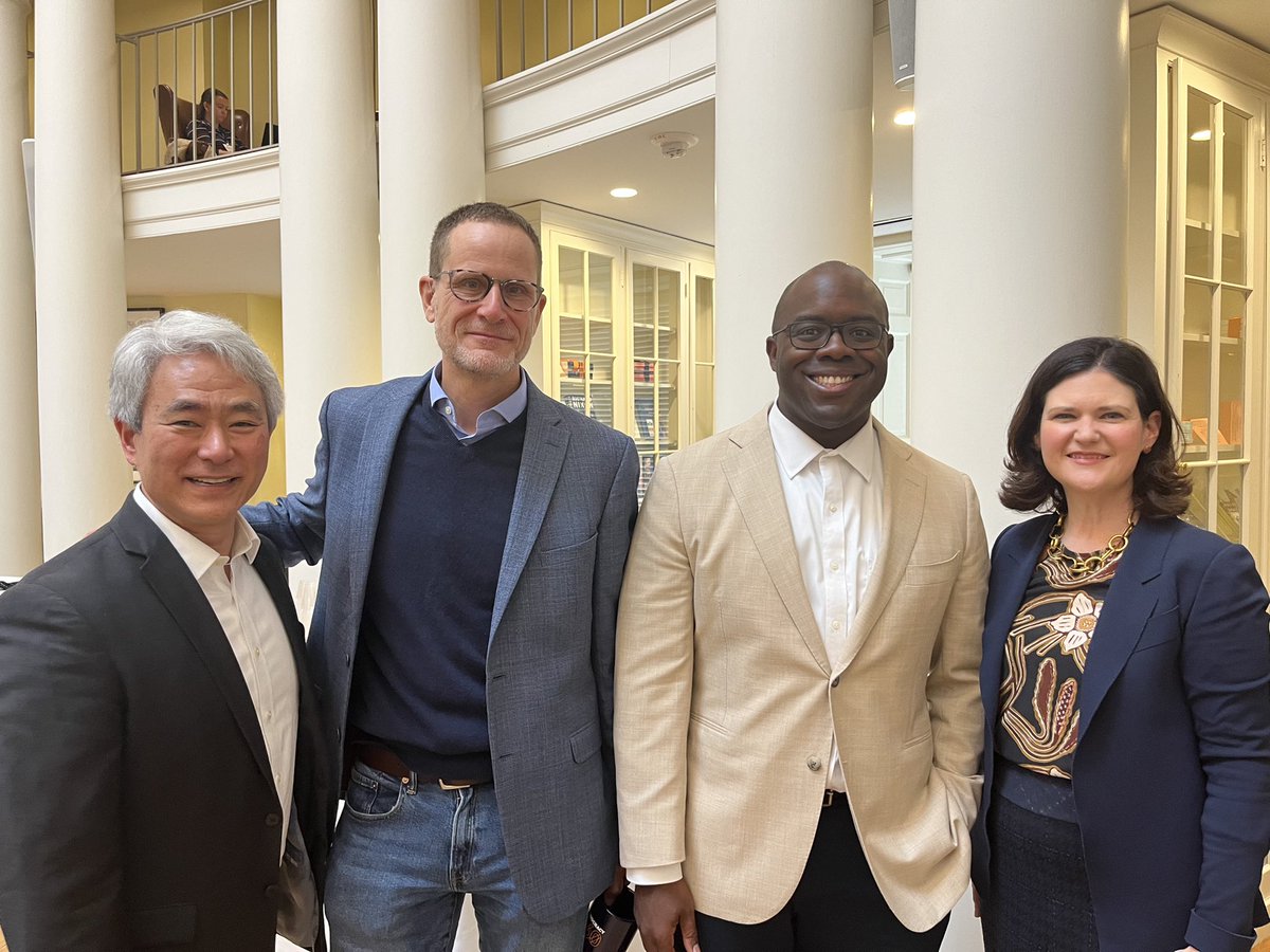 Great public conversation in The Rotunda Dome Room about Christian nationalism today with Walter Kim, Phil Gorski, and @esaumccaulley for #Democracy360. Thank you @UVADemocracy @mjschwartzman @KarshUVALaw for the invitation and for highlighting this important topic.