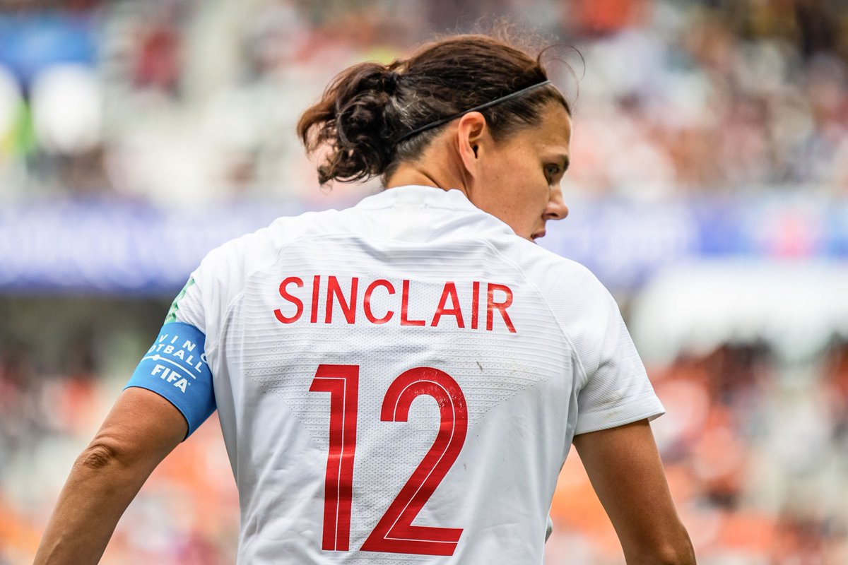 After 23 years with the Canadian women’s national soccer team, Christine Sinclair is retiring from the international game. ⚽️
theglobeandmail.com/sports/soccer/…