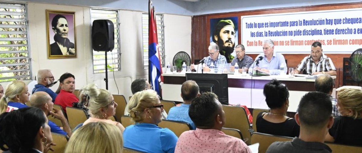 Presidente de la República llama a realizar análisis más rigurosos y exigentes pcc.cu/noticias/presi… #Cuba #PCC