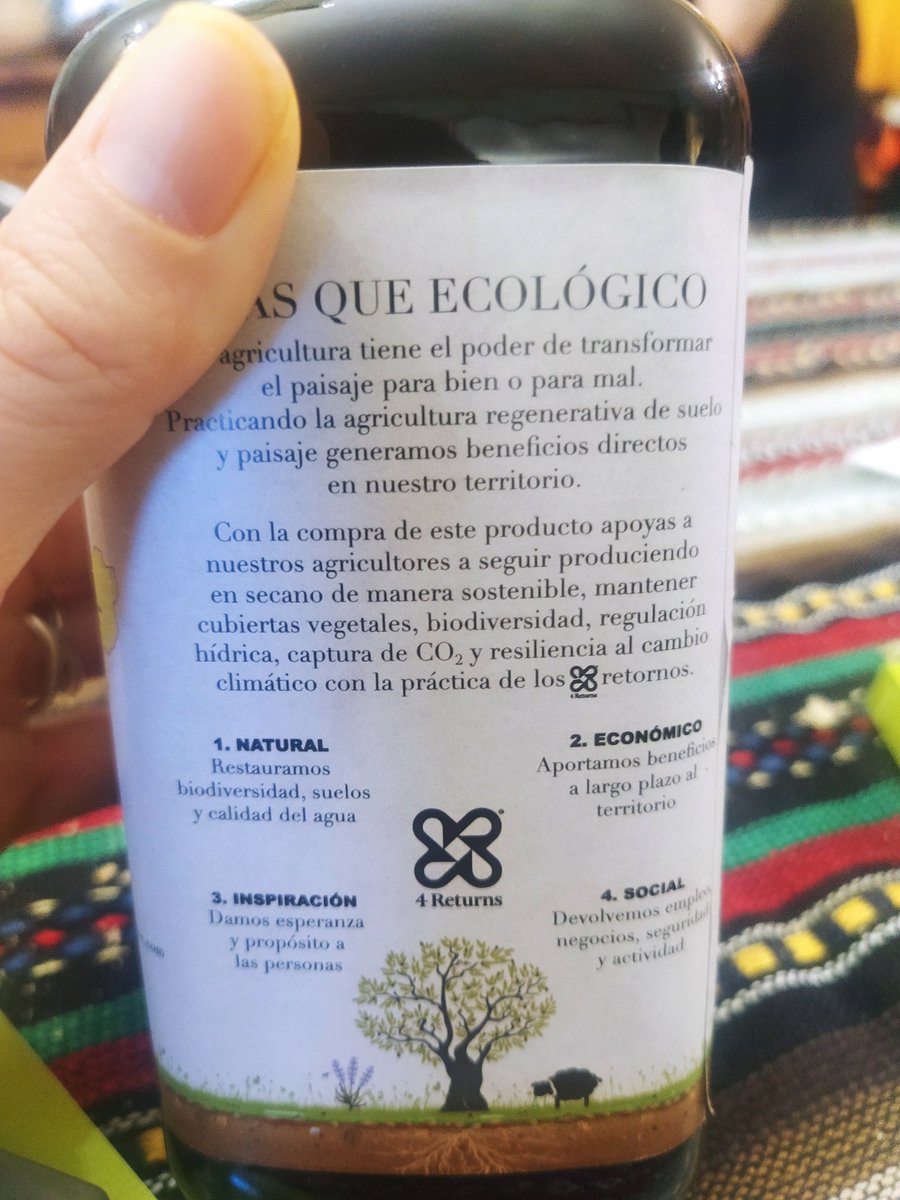 Maravilloso cierre del congreso @_AEET_ visitando proyectos que inspiran como @AlVelAl_4R y compartiendo productos de calidad que cuidan a las personas y nuestro entorno 💚🐑🌱 #AgriculturaRegenerativa y #GanaderiaRegenerativa