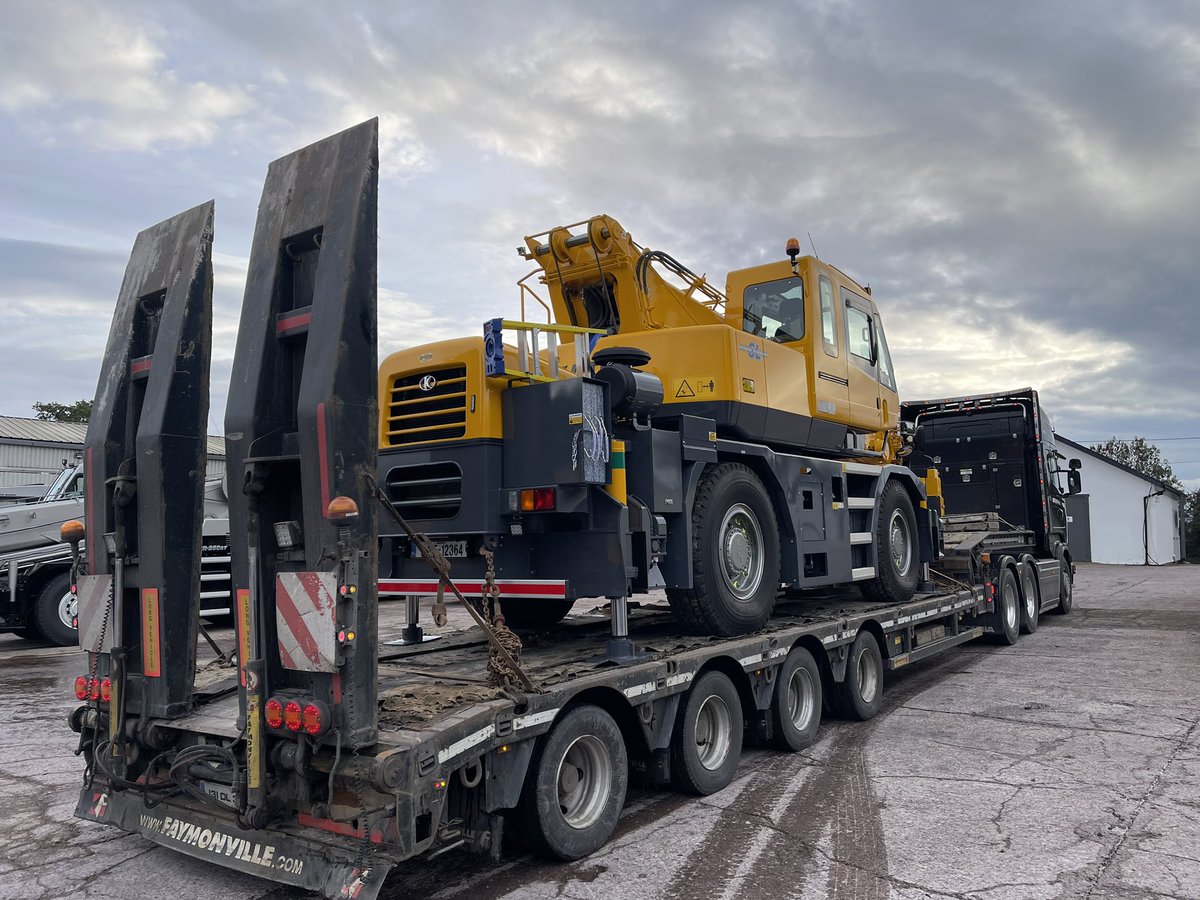 🚨 SOLD 🚨- loaded and out for delivery this afternoon a Quality Used KATO 25 Ton City Crane to its new home in Kent, UK.🇬🇧
#kato #cranesofinstagram #cranelife #craneoperator #mobilecrane #cranehire #mobilecranehire #cranesinthesky #γερανός #grue #macará #dzwig #kran #gru #grúa