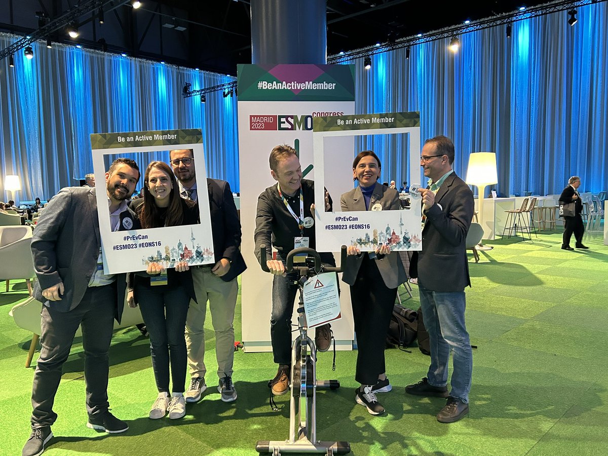 brasiuniene's tweet photo. Powerful and dynamic #POWG of #ESMO !
Save the date -  2 sessions of Practising oncologists working group tomorrow 21/10 at 10:15 am and 14:45 pm Hall7

#IAmAPractisingOncologist #esmo23 #PrEvCan https://t.co/sgoAQqZrkR