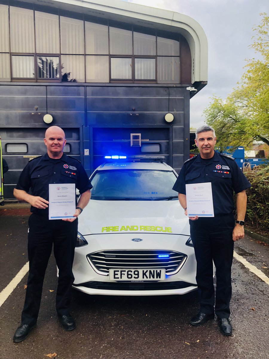 HIWFRS_LandD's tweet image. End of the latest @NFCC_FireChiefs course, HIWFRS just gained 4 more skilled and #highstandard Emergency Response Drivers ⭐️ Over 3,500 miles covered between the two courses on all road types to give as much exposure as possible. @Basingstoke_01 @ShanklinFire 🚒🚔🛣️