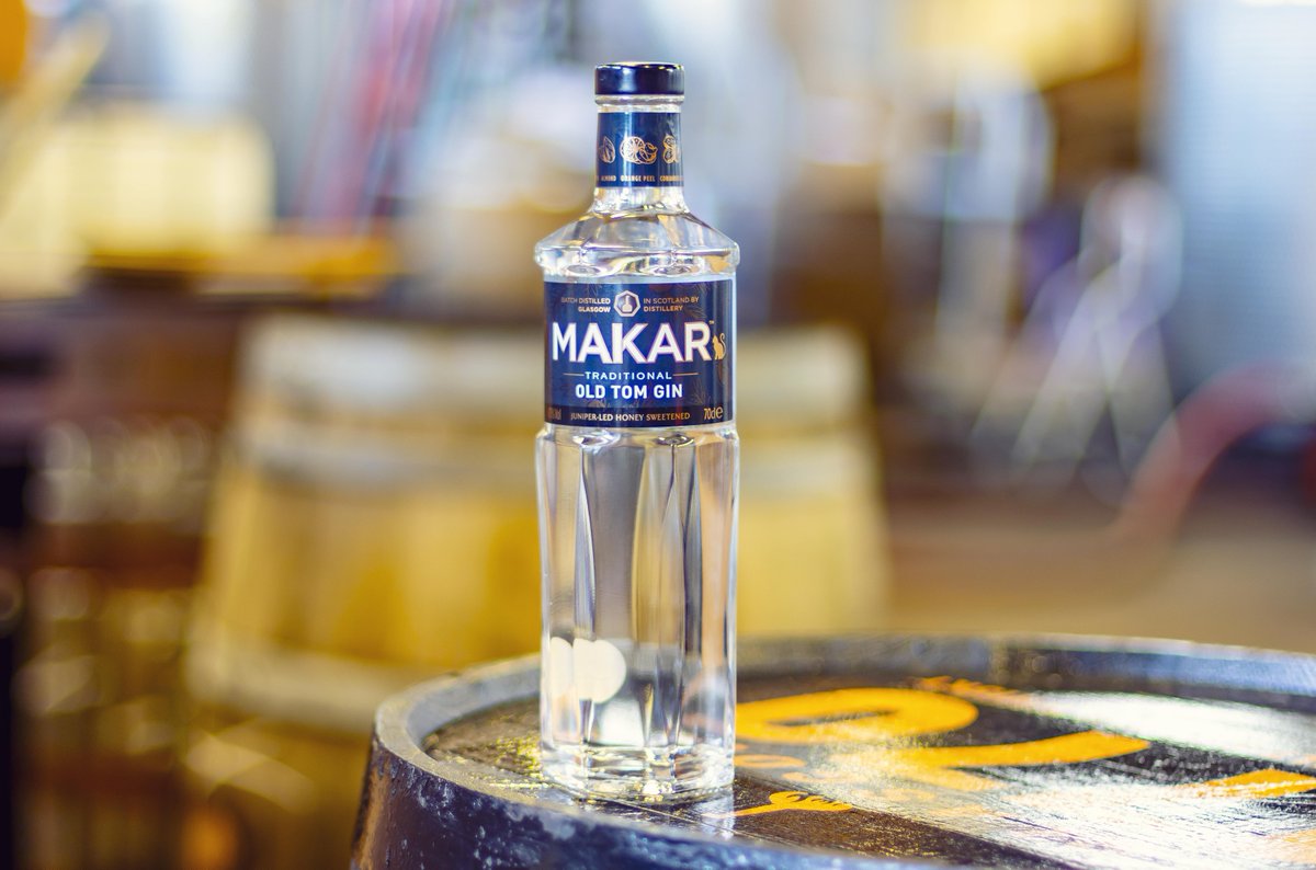 MakarGlasgowGin's tweet photo. Reinventing the classic Old Tom Gin style from the 18th century, our Makar Old Tom uses a range of sweeter botanicals than our usual recipe.

Fresh oranges, almonds, anise, and of course, plenty of juniper.

Find out more on our website: https://t.co/yiLdkGzio4 https://t.co/H6vZv8BdQ8