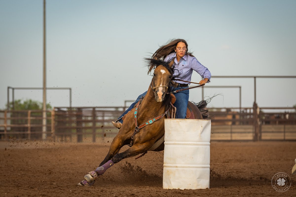 TruluckPhoto's tweet photo. I'm starting to plan out next year's events - if you want me at a barrel race or rodeo this winter or next year, send me a DM or email with the event information.  

https://t.co/JdpcYienGl
kristina@truluckphoto.com https://t.co/awvPM2haZ2