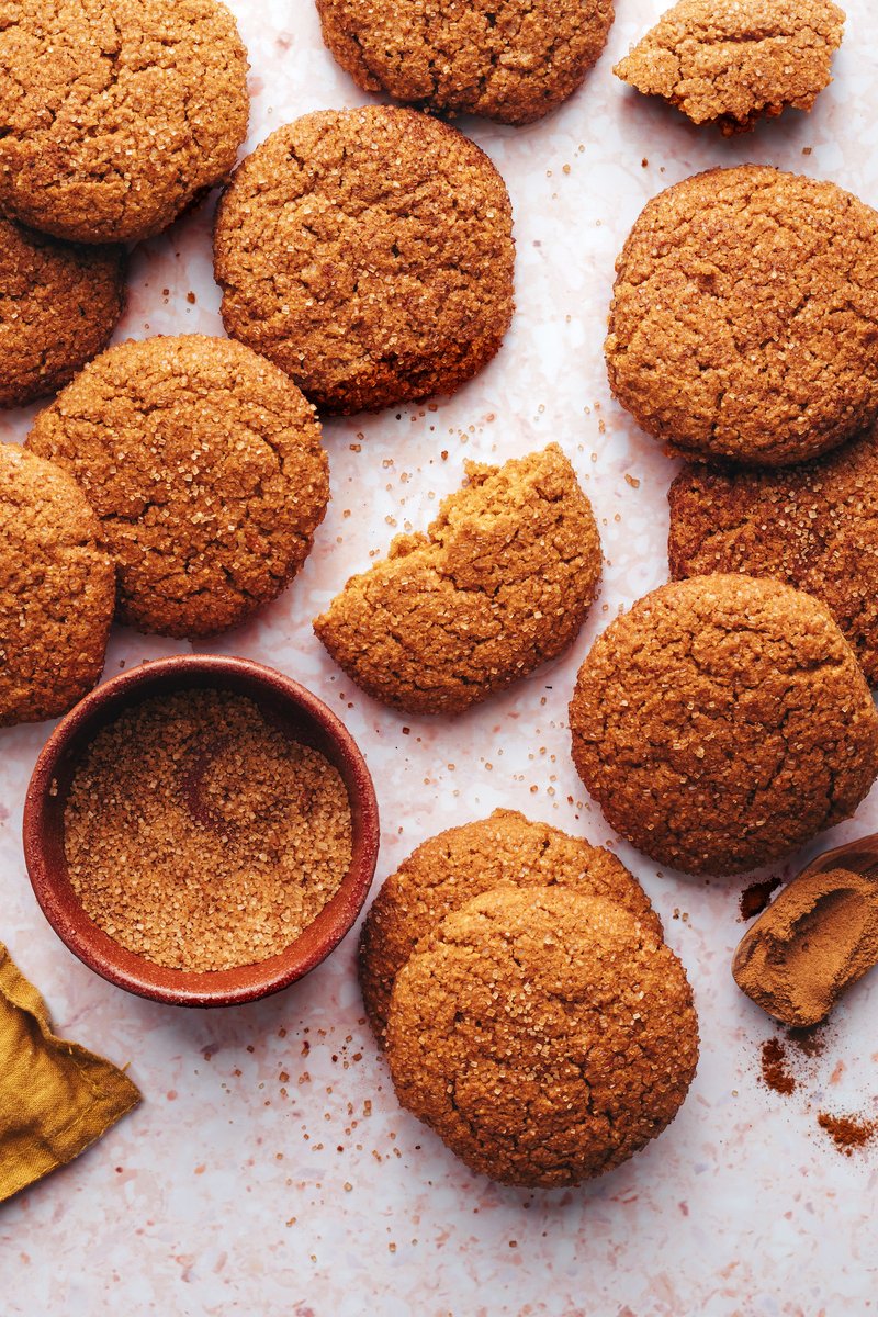 🎃🍂 Embrace the October vibes with these Vegan Pumpkin Snickerdoodles! 🌱🍪

#flavorfulfridayveganfind #govegan #plantbased #delicious #eastbayrelocations #eastbayrealtor