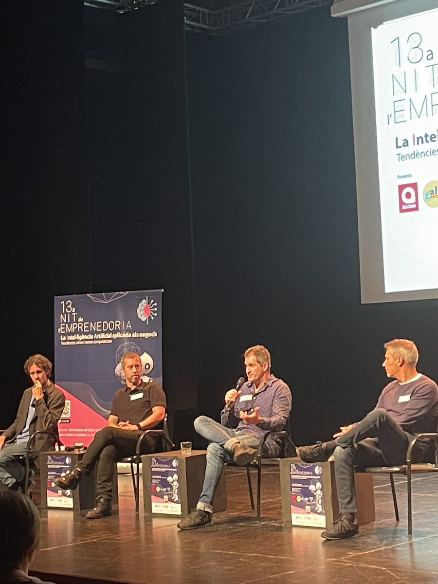 csetc's tweet image. La #IA no sempre dona respostes fiables, i requereix contrastar la informació. #13nitemprenedoria  #emprenedoria  #IA #InteligenciaArtificial  #csetc #cardedeu