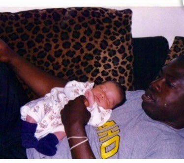 Isaiahw2Isaiah's tweet photo. Damn man can’t believe it’s been 21 years already. Miss you pops! #whats9+10#21 https://t.co/iBpb6qMBSz