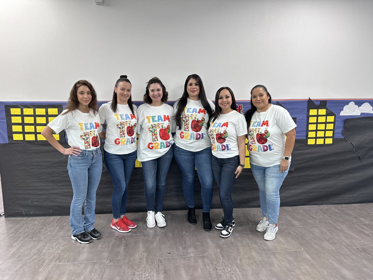 SISD_ES's tweet photo. Instructional rounds at Carrasco were top notch!! 🙌🏻These Buffs are going far!!! 💯The first grade team showed their team unity and I also got to meet Mrs. Grew!!! 🙏Great start  to my day! @SGTCarrasco_ES @JFCarrasco_JCE https://t.co/4lvYWDiPCe