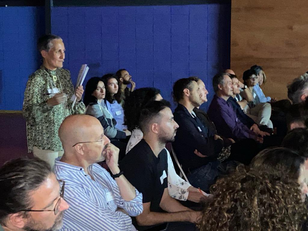 csetc's tweet image. Cal diferenciar sobre el valor que aporta la #IA i la seva diferenciació amb el cost. @yolandatarango #13nitemprenedoria #emprenedoria #chatgpt #cstec #cardedeu