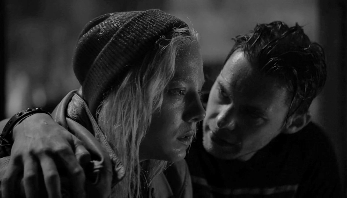 ⠀
⠀ ⠀⠀    согрей мои холодные руки.
⠀