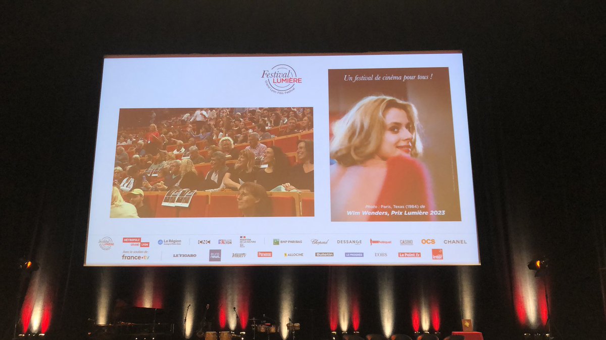 tribunedelyon's tweet photo. Vivez avec Tribune de Lyon la soirée de remise du Prix Lumière ! ⬇️🎬

@InstitutLumiere @FestLumiere https://t.co/IiMd2JakdO