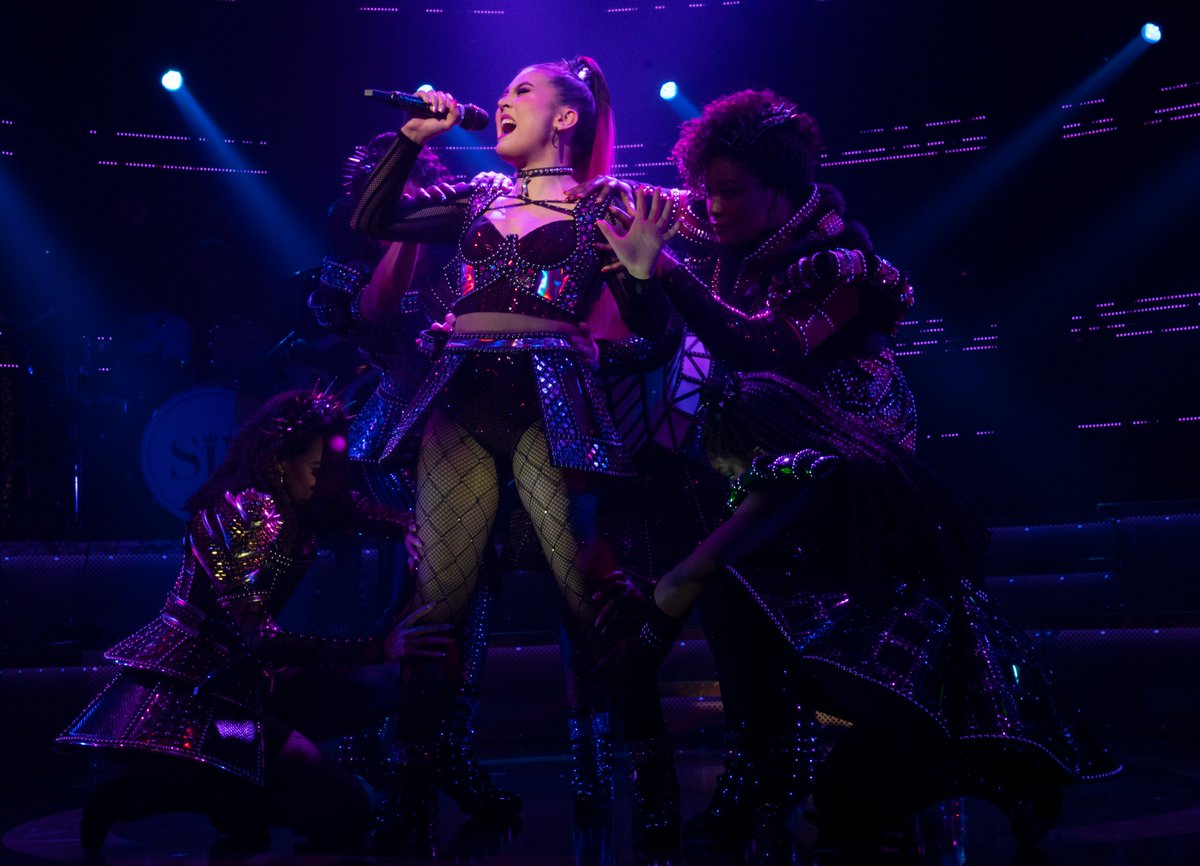 Listen up! Save up to 35% on @SixBroadway tickets now through January! broadwaybox.com/shows/six/ #six #sixmusical #sixbroadway #sixbway #savings #broadway #bway