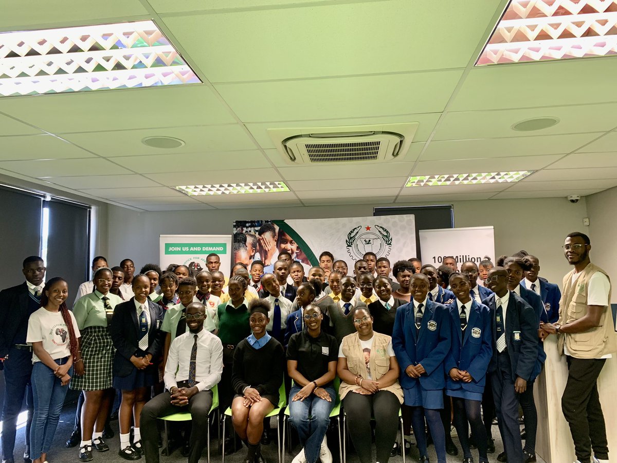 In #Namibia 🇳🇦, 100 Million youth activists led by <a href="/Tsenaye4/">Rebekka Tsenaye Nghilalulwa</a> joined forced with <a href="/NANSONational/">#PowerToTheStudents</a> to hold a session with students &amp; #childlabour survivor-advocates to discuss #JusticeForAfrica, calling on the importance of Ubuntu where no African child is left behind!