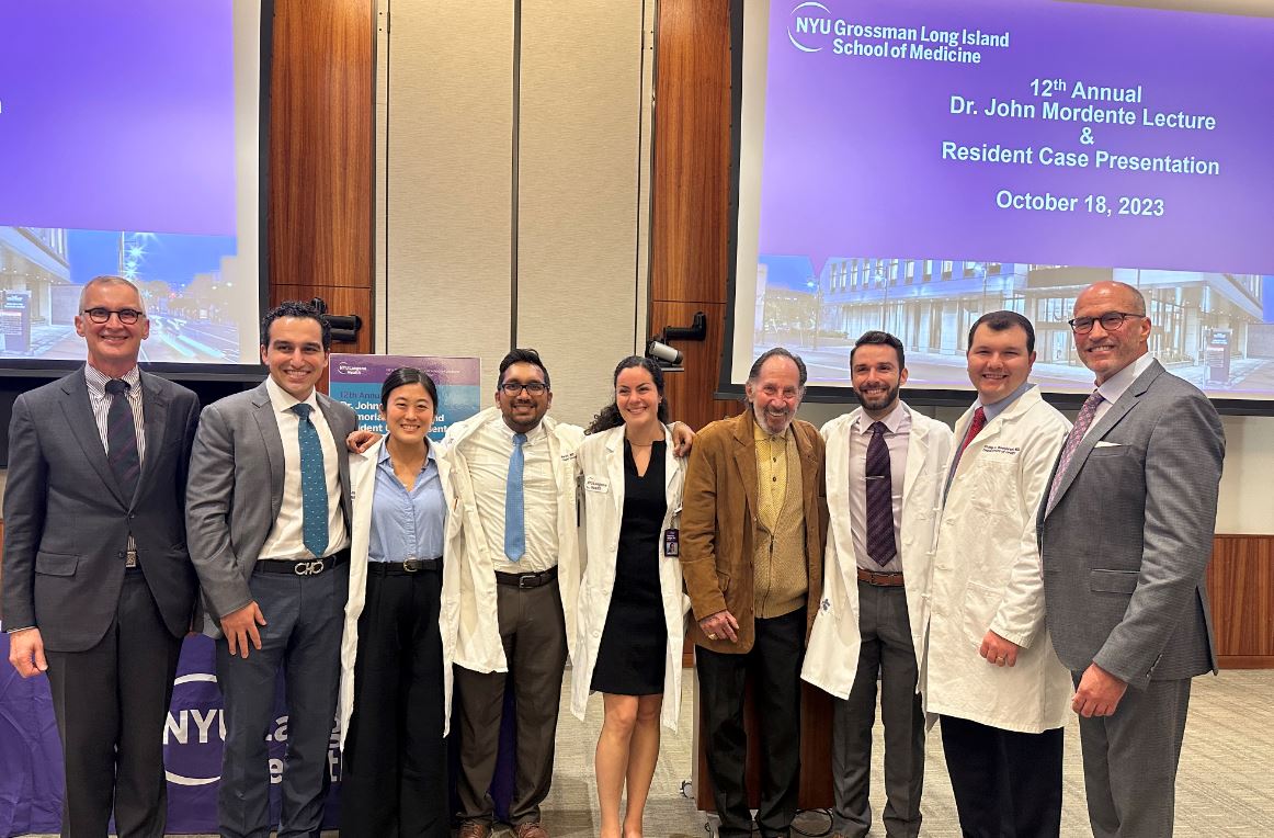 NYU LI Urology (@nyulisom_u) on Twitter photo A big thank you to <a href="/WessellsHunter/">Hunter Wessells</a> for presenting at the NYU John Mordente Urology Annual Symposium and Resident Case Presentation. NYU LI Uro residents did an amazing job presenting cases to the audience and Dr. Wessells. A great evening was had by all! #uro residency #NYULISOM A big thank you to <a href="/WessellsHunter/">Hunter Wessells</a> for presenting at the NYU John Mordente Urology Annual Symposium and Resident Case Presentation. NYU LI Uro residents did an amazing job presenting cases to the audience and Dr. Wessells. A great evening was had by all! #uro residency #NYULISOM
