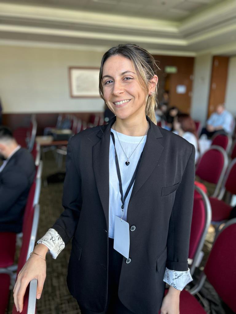 Florcantora_'s tweet photo. #Cuore23
Presentación de caso clínico. Abordando estrategias para el manejo de síndromes coronarios crónicos. 🫶🏼 https://t.co/YQgVH0h6tj