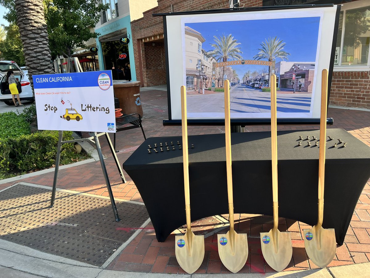 CaltransD4's tweet photo. Good morning from the beautiful city of #PittsburgCA! The city is breaking ground on a beautification project, which will help revitalize Downtown Pittsburg. The money ๐ฐ being spent is part of a #CleanCA grant. https://t.co/P4bJGaA1zl