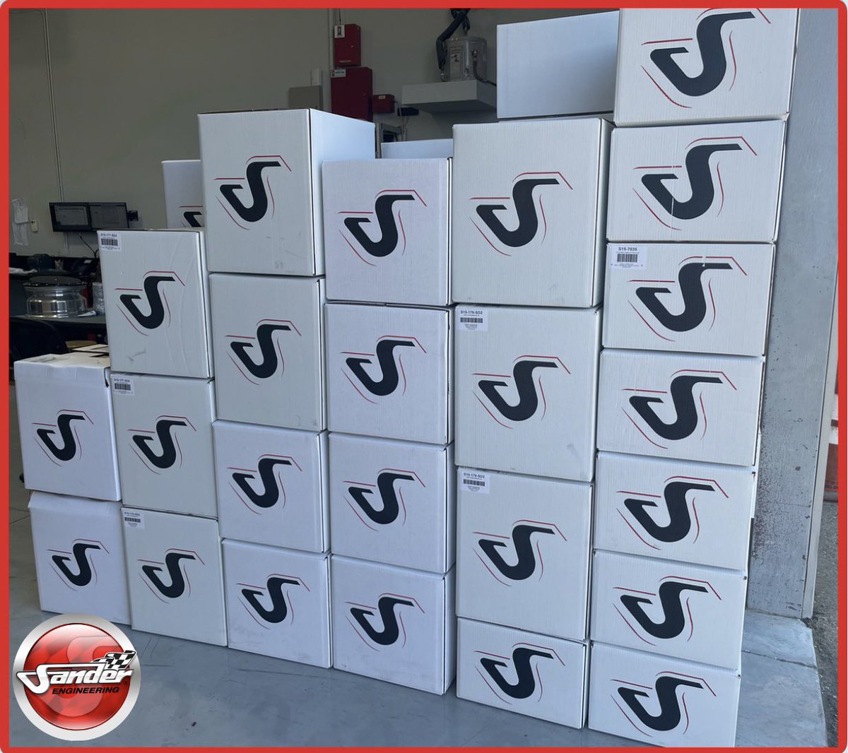 Shipping today! Give us a call at 310-534-1210 or email us- orders@sanderengineering.com for all your Drag racing, Sprint car, and Midget racing wheels. Join Team Sander today! #TeamSander #SanderRacingWheels #SanderRacing