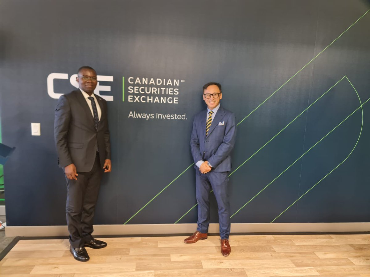 A toronto ce matin  avec Hervé Claude et Frank BELOTTI et présentement à  la bourse du Canada . Échanges fructueux avec PHILLIP SHUM Directeur de CANADIAN SECURITIES EXCHANGE sur le financement des projets en RDC par les entreprises cotées en Bourse afin d'accroître la visibilité