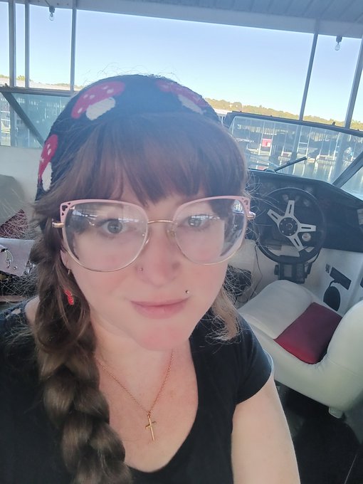 My office today, working on my nonprofit. Tonight I'll be attending the annual fundraising gala for my<a href="/tag/compassion"class="tags"><span>#compassion</span></a><a href="/tag/dogood"class="tags"><span>#dogood</span></a><a href="/tag/helpfolkslive2023"class="tags"><span>#helpfolkslive2023</span></a>