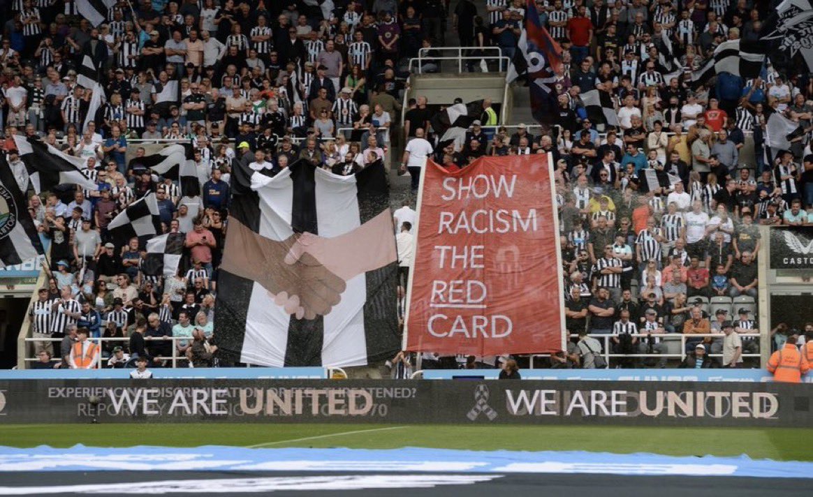 This weekend will see @NUFC and @CPFC players take the knee for the @premierleague No Room For Racism campaign. 

We will also be showing our support for @SRTRC_England once again tomorrow, today is their #WRD23 as we fight to show racism the red card. 

Some brilliant work being…