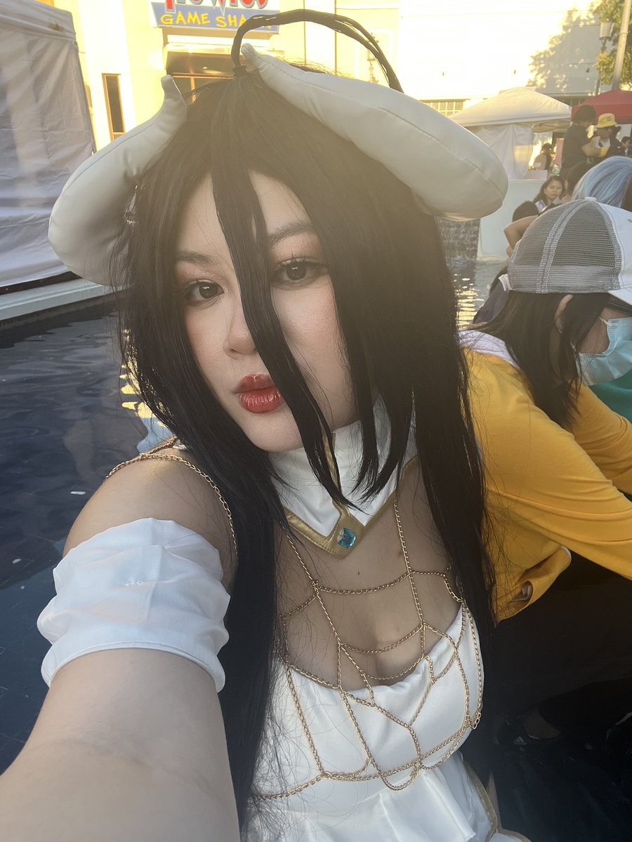 atarayii's tweet photo. random #cosplay selfie~ #albedo https://t.co/PS5pxoSEUK
