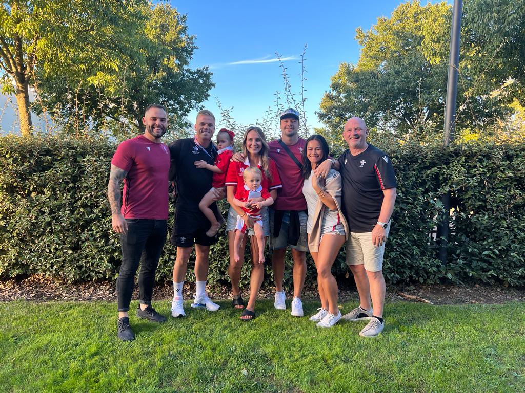 Gareth Anscombe (@gareth_anscombe) on Twitter photo Grateful to have had the opportunity to be involved with such a great group <a href="/WelshRugbyUnion/">Welsh Rugby Union ๐ด๓ ง๓ ข๓ ท๓ ฌ๓ ณ๓ ฟ</a> at this years <a href="/rugbyworldcup/">Rugby World Cup</a>
Thank you for all the support along the way ๐ด๓ ง๓ ข๓ ท๓ ฌ๓ ณ๓ ฟ Grateful to have had the opportunity to be involved with such a great group <a href="/WelshRugbyUnion/">Welsh Rugby Union ๐ด๓ ง๓ ข๓ ท๓ ฌ๓ ณ๓ ฟ</a> at this years <a href="/rugbyworldcup/">Rugby World Cup</a>
Thank you for all the support along the way ๐ด๓ ง๓ ข๓ ท๓ ฌ๓ ณ๓ ฟ