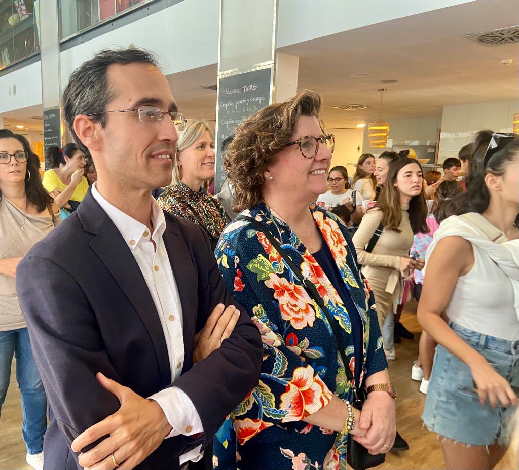 GOIB_Social's tweet photo. Avui celebram 20 anys de la Federació d'Entitats d'Atenció a la Infància i Adolescència #FEIAB. Dues dècades de feina incansable en benefici dels nins i nines d'aquestes Illes. Per molts anys més vetllant pels drets i la protecció dels infants. https://t.co/E73P8l9OFD
